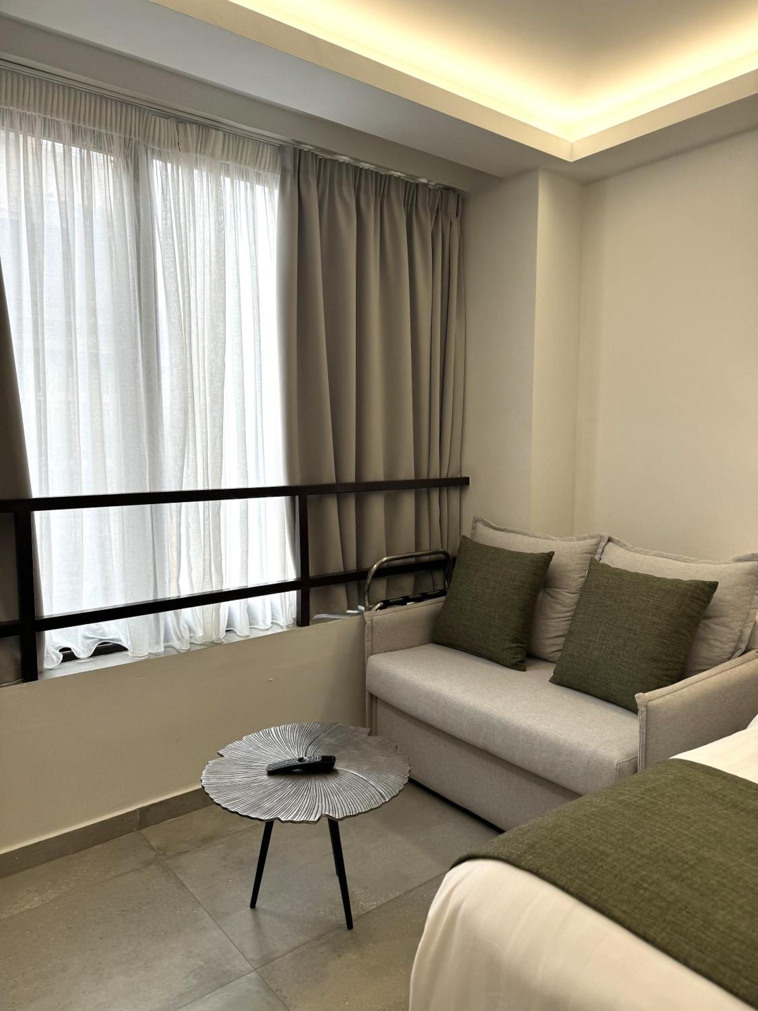 Chic Centre Suites Athènes Extérieur photo